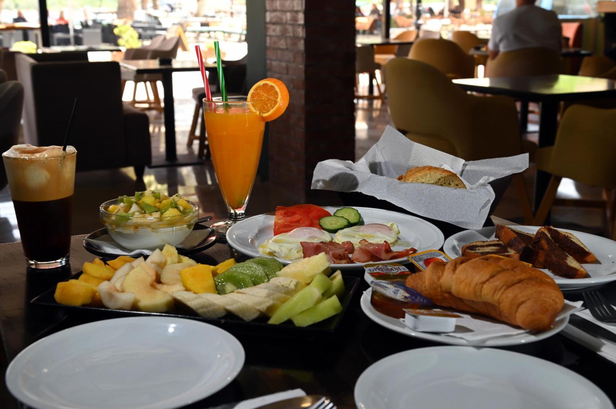 Onar Hotel Epidaurus ภายนอก รูปภาพ